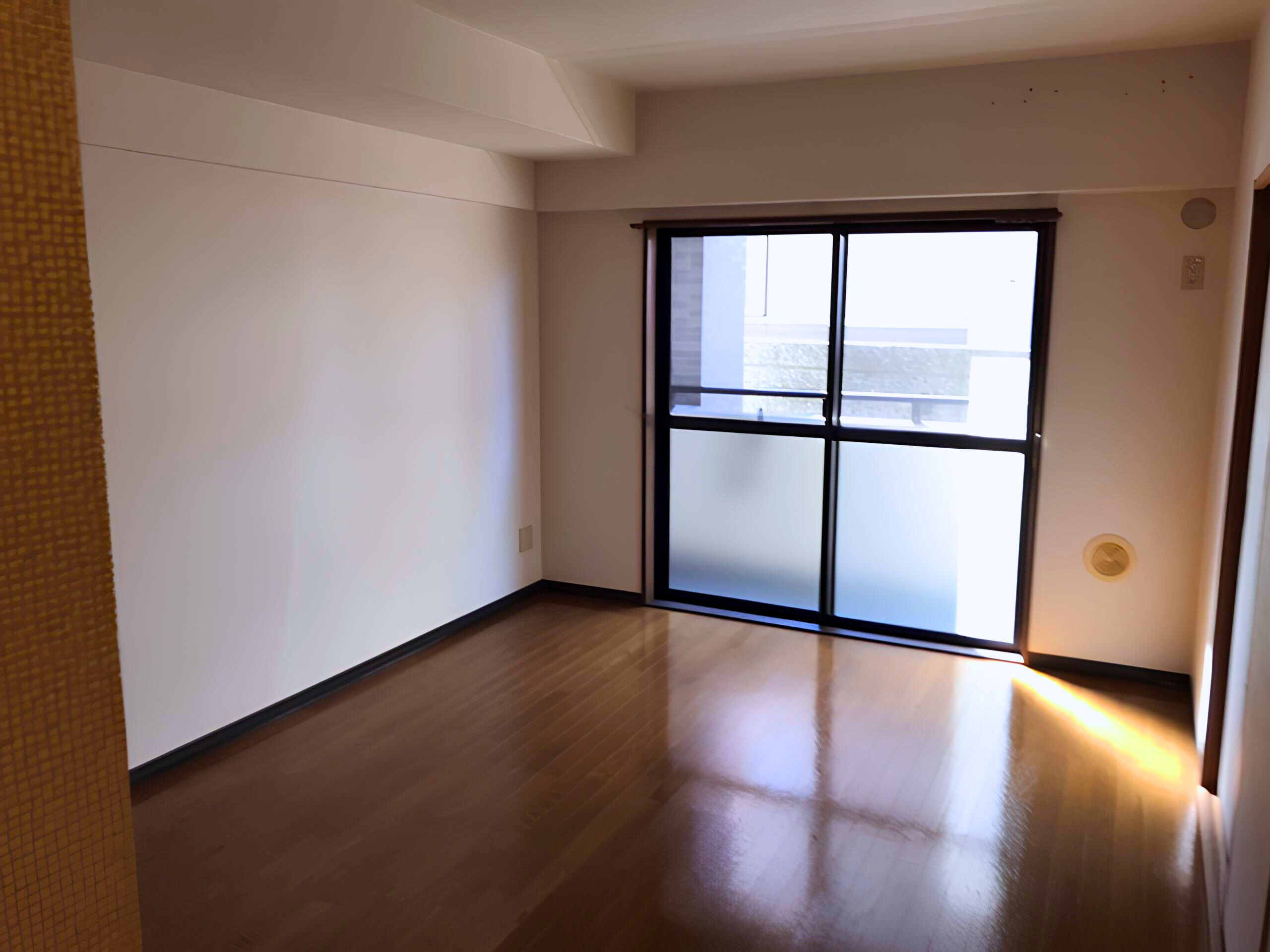大和マンション　103